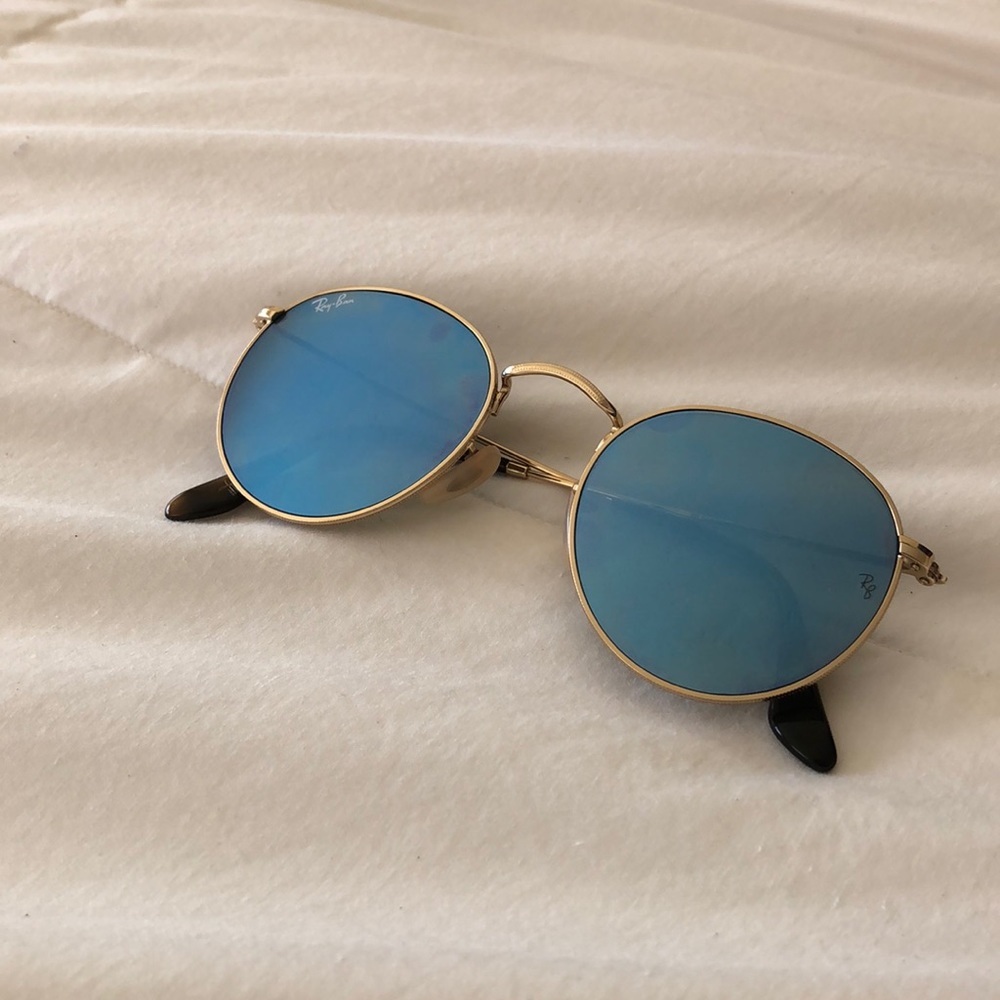 RAY BAN BLUE LENSES ROUND SUNGLASSES - Picture 1 of 5
